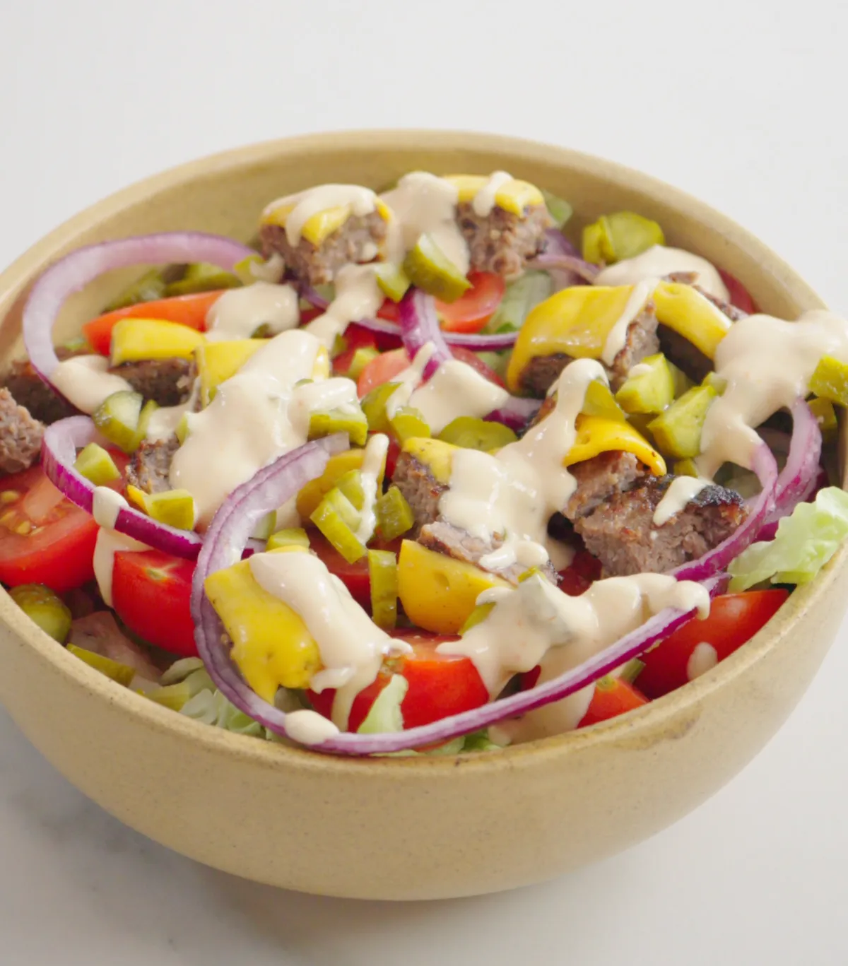 Çizburger Tadında Hafif Salata!